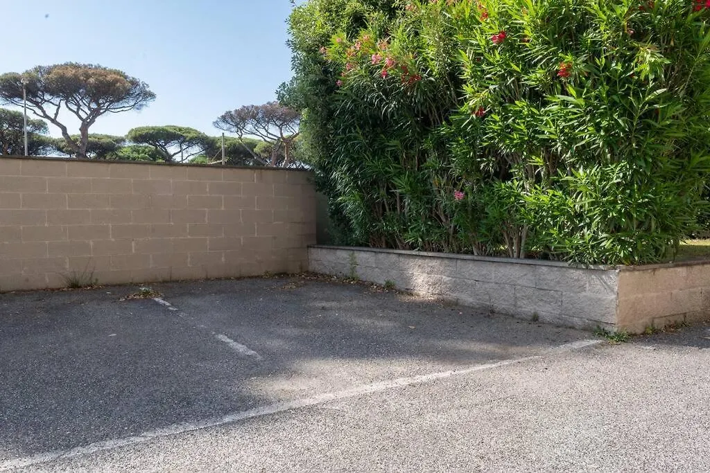Appartamento The Heart Of Ostia - Free Parking Italia