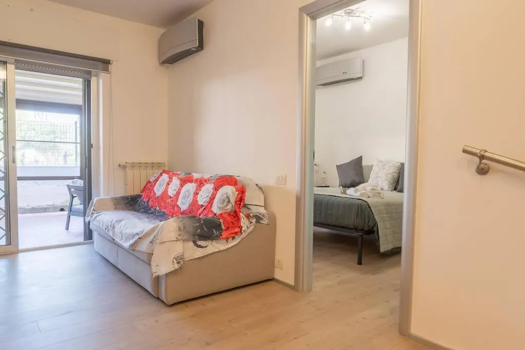 Appartamento The Heart Of Ostia - Free Parking 0*, Lido di Ostia